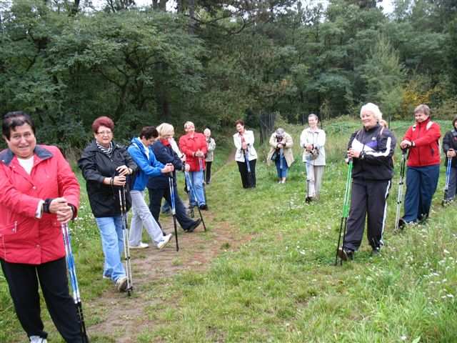 VIII. NORDIC WALKING - konalo se ve středisku 2 Celkem se uskutečnilo 11 akcí pro 95 osob.