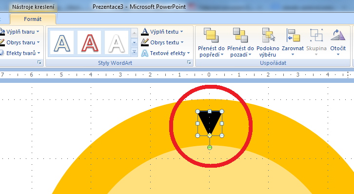 Pokročilé použití MS PowerPoint při tvorbě elektronických výukových materiálů 39 8. Pomocí výběru a přidržení klávesy SHIFT zmenšíme kruh a přenastavíme barvy. Nakonec opět provedeme vycentrování. 9.