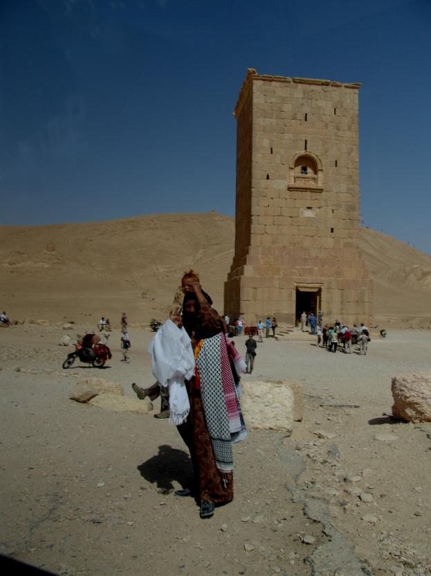 Fotky nahoře: Palmyra Fotka dole vlevo: Rasafa Počátky města Rasafa pocházejí z 3. století.