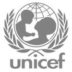 Představujeme projekt Adoptuj panenku a zachráníš život dítěti Český rozhlas Hradec Králové ve spolupráci s UNICEF právě vyhlásil osmý ročník projektu Miss panenka, o nejkrásnější panenku.