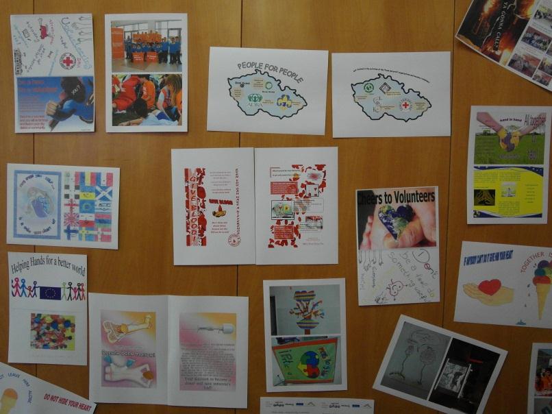 práce našich studentů prezentovali 2 žáci