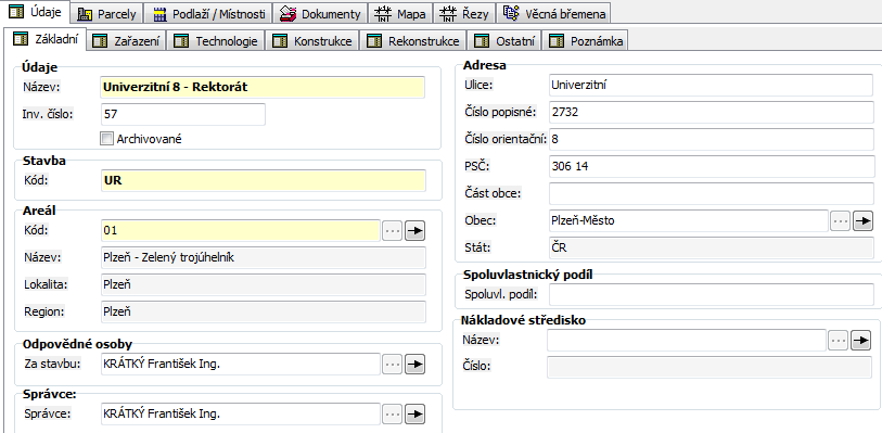 informace o zřízených věcných břemenech a o jejich zániku. Tyto informace jsou velice citlivé, proto nebude v práci uveden příklad. 5.3.3 Stavby Obr. 34.