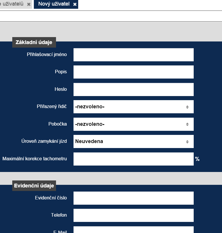Obr. 48: Vytvoření nového uživatele Definujte přihlašovací údaje, základní údaje a evidenční údaje. Přihlašovací údaje uživatele, tedy přihlašovací jméno a heslo, jsou povinné parametry.