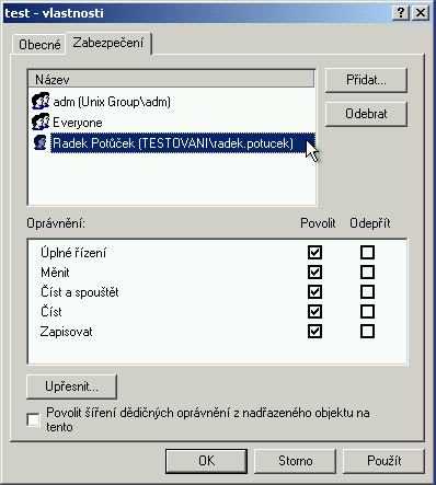 Kapitola 9. Souborový server Obrázek 9-21. Sdílená složka V ní v záložce Zabezpečení je vidět seznam uživatelů a skupin, kteří mají definovaná nějaká práva.