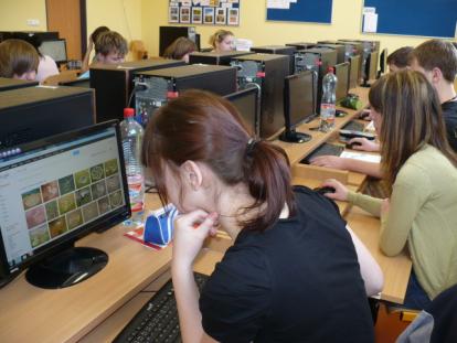E-Skills Week 2012 ZŠ a MŠ Město Touškov se stala partnerem evropské kampaně za počítačovou gramotnost European e-skills Week 2012 (Evropský týden IT dovedností 2012).