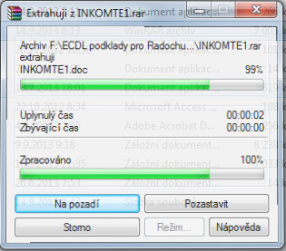 Potom klepnutím pravým tlačítkem myši na vybraný soubor otevřeme plovoucí nabídku. V této plovoucí nabídce klepneme na položku. Průběh extrakce dokumentuje zobrazené okno.