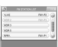 22 Rádio Stisknutím tlačítka FM List (Seznam FM) na obrazovce otevřete seznam. Položka v seznamu pro aktuálně naladěnou stanici FM je zvýrazněna červeně. Je-li stanice uložena na jednom z tlačítek 1.