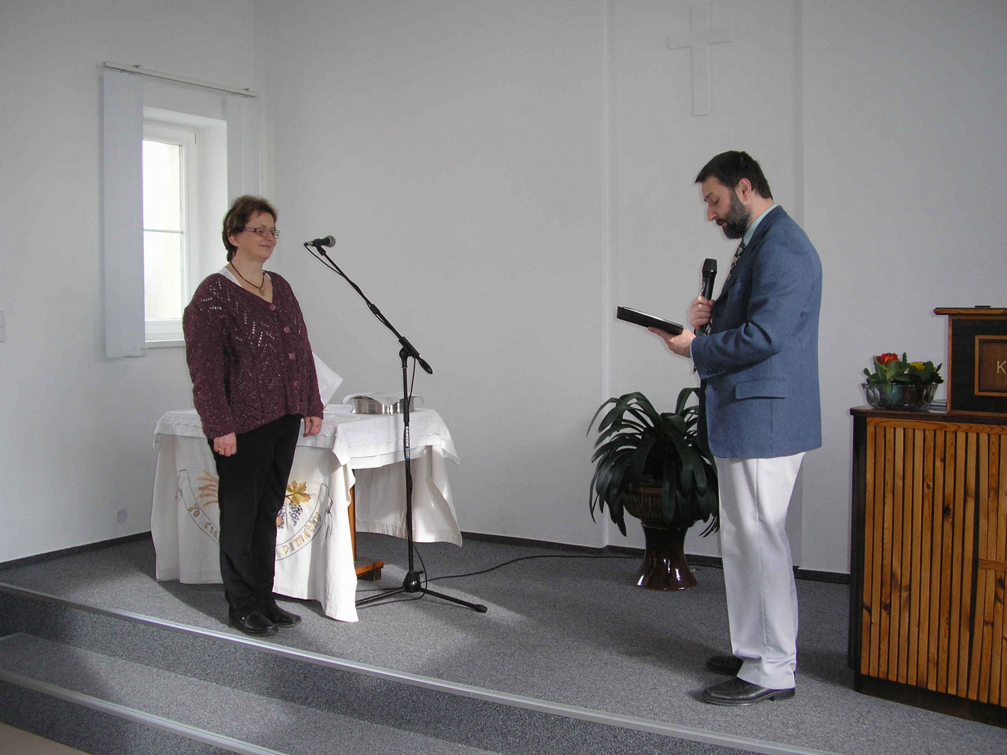 Do našeho sboru budou k 3. 5. 2015 přijati Milan Havlíček a Támar Vaňková. Jarmila Šindelářová z naší stanice ve Veselí nad Lužnicí přestoupila do sboru Evangelické církve metodistické v Třeboni.