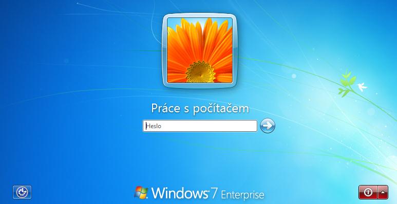 Práce s počítačem Obrázek 8 Grafické přihlášení do systému Systém Windows 7 také obsahuje zvýšenou ochranu vlastních souborů. Tím se má zabránit snadné instalaci viru do operačního systému.