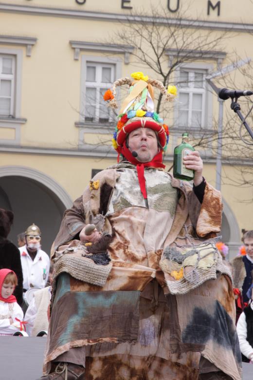 Ostravský Masopust 2014 Letos 4. března již pošesté uspořádalo Ostravské muzeum masopustní slavnost na Masarykově náměstí, do níž se druhým rokem zapojili také klienti Čtyřlístku.