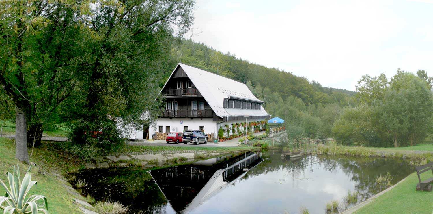 ročník tábora pro sluchově postižené děti, mládež a jejich sourozence nebo kamarády, ubytování v penzionu Setuza.