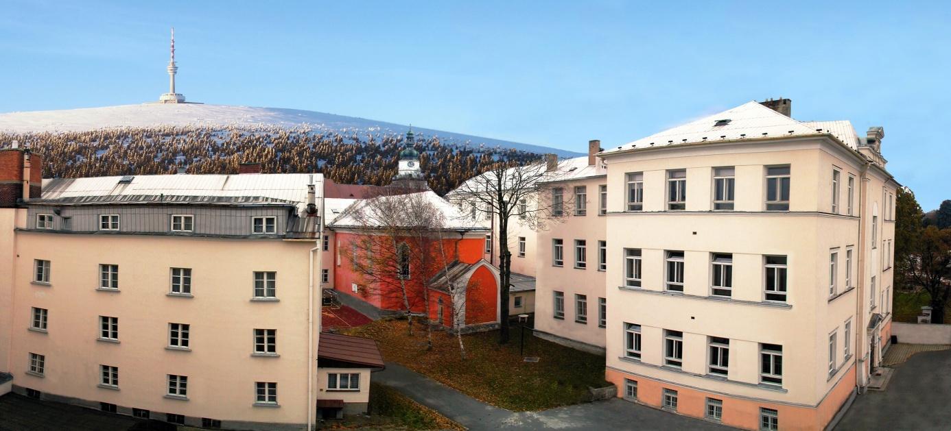 Obchodní akademie a Střední zemědělská škola, Bruntál, příspěvková organizace, nám. J.