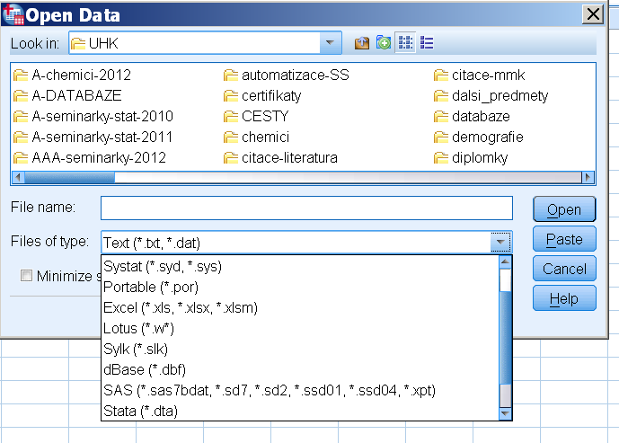 1.3 Vybrané důležitější operace v SPSS 1.3.1 Nový soubor Pro vytvoření nového souboru zvolíme menu File/New/Data. Otevře se prázdné datové okno, do kterého můžeme zadávat nový příklad.