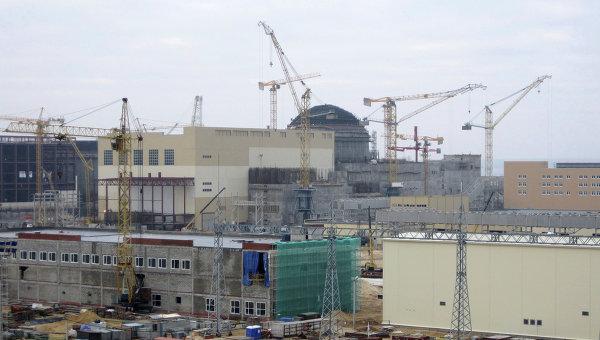 2016 Pří stavbě jaderných elektráren se používá vybavení českych firem napřiklad jako Škoda JS, Sigma Group, MSA, Kabex, ARAKO a další Navzdory