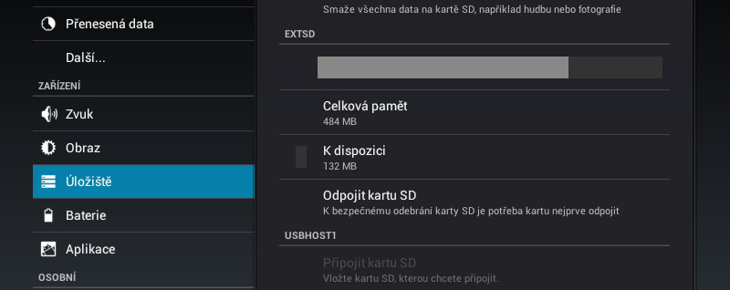 NASTAVENÍ 29 UKLÁDÁNÍ V sekci Ukládání se zobrazují informace o úložišti zařízení (interní a externí paměťová SD karta (EXTSD)): celkem, obsazené, volné místo.