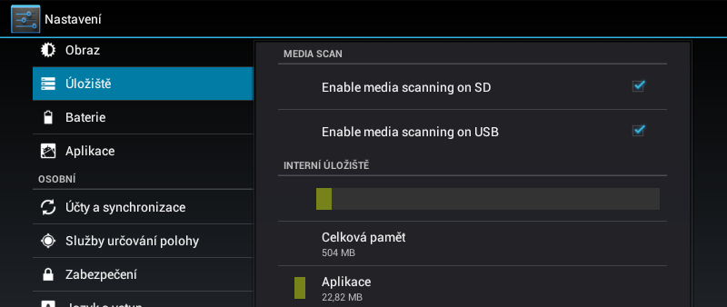 klávesnice, myš, USB-3G modem, ovládač her, digitální fotoaparát, nebo paměťové zařízení, jsou podporována prostřednictvím USB portu.