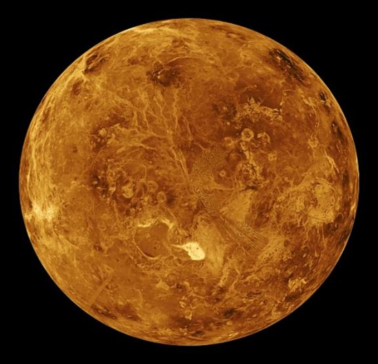 Stránka 13 Google obrázky Teď něco o planetách sluneční soustavy. Merkur Merkur je nejblíže Slunci, a tudíž je na něm velice velká teplota, nemožná pro život.