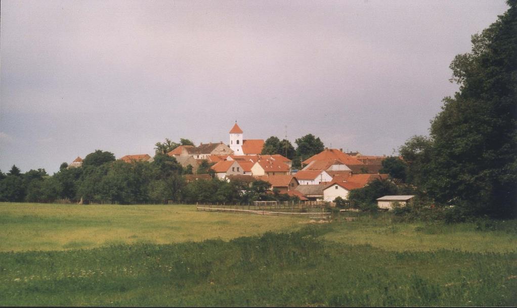 Venkov Vesnická sídla a krajina ve svém historickém vývoji společně vytvořily integrálně propojený a nedílný, ale současně i různorodý a pestrý, jedinečný prostor, nazývaný venkov.