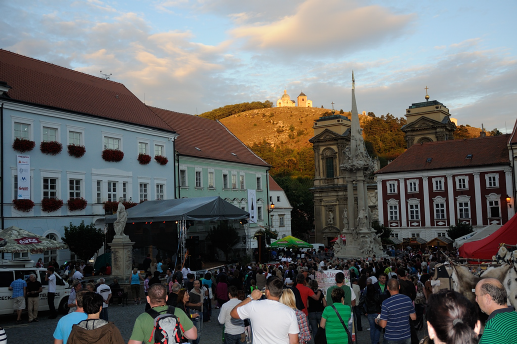 Tip na výlet - Čr V sobotu přijede na Náměstí královský průvod Václava IV.