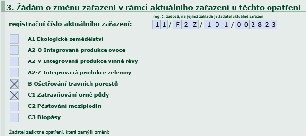 8.5 Práce s PDF formulářem žádosti o změnu zařazení Příslušné deklarace se v PDF objevují opět na základě zaškrtnutí v oddíle 3 na titulní straně žádosti.