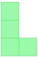 K dispozici máme neomezený počet dílků ve tvaru kostek známé hry TETRIS, každý složený ze čtyř čtverečků stejného rozměru jako jedno políčko šachovnice.