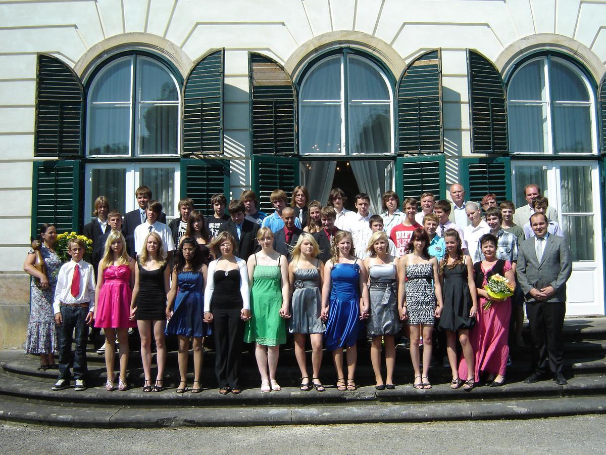 S ţáky 9. ročníku jsme se slavnostně rozloučili 29. června 2011 na zámku v Náměšti na Hané. slavnostní rozloučení s žáky 9.ročníků na zámku Zápis do 1. ročníku proběhl dne 20. ledna 2011.