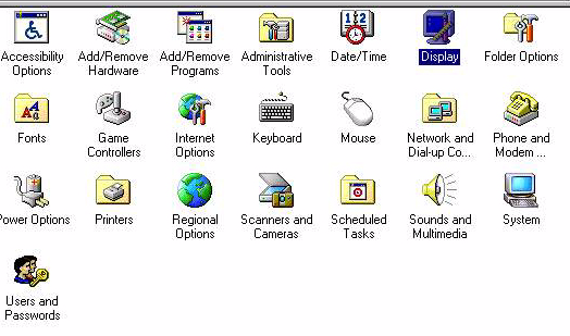 Windows 2000. Při prvním spuštění operačního systému Windows s novým monitorem jej systém detekuje a automaticky spustí Průvodce přidáním nového hardware (Add New Hardware Wizard).