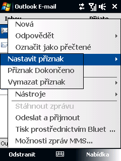 Práce s e-maily společnosti a událostmi schůzek 129 Označování zpráv příznakem Příznaky slouží jako připomenutí, abyste zpracovali důležitá témata nebo požadavky uvedené v e-mailových zprávách.