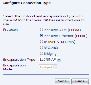 Na této stránce zvolte typ protokolu mezi PPPoA, PPPoE, IPoA, RFC1483 a Bridging. Dále vyberte typ enkapsulace (LLC/SNAP nebo VCMUX) a mód enkapsulace (Bridged nebo Routed. Klikněte na tlačítko Next.