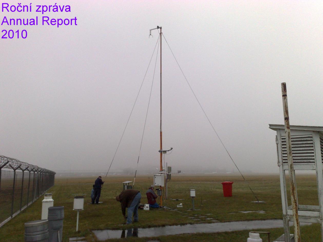 12) Exchange of the classic anemometer for ultrasonic type WMT702 at the Praha/Ruzyně airport (see page 12) Hlavním předmětem činnosti Odboru letecké meteorologie OLM) Českého hydrometeorologického