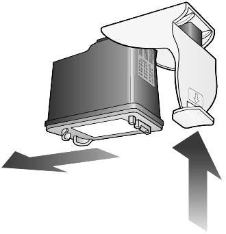 údržba za ízení hp officejet M d né kontakty Trysky pro p enos inkoustu pod páskou Plastová páska (p ed instalací nutno odstranit) Nedotýkejte se m d ných kontakt ani trysek pro p enos inkoustu