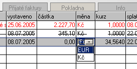 Výběr měny a zadání kurzu Měnu pro fakturu vyberete kliknutím na pole ve sloupci "měna" v seznamu faktur. V rozbalovacím seznamu se objeví pouze ty měny které jsou zapsány v evidenci měn a kurzů.