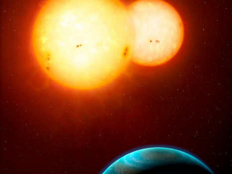 obr.18 Systém Kepler-35 v představách malíře. Credit: Mark A. Garlick / spaceart.co.uk Kepler-35 b Je méně hmotná než předešlý kolega (0,13 Jupiteru) a menší (0,72 poloměru Jupiteru).