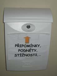 XVII. Poštovní zásilky 1. Doporučené poštovní zásilky, včetně peněžních, přejímá klient osobně. XVIII. Stížnosti a připomínky 1.