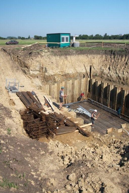 Počáteční ujištění o maximálních opatřeních k ochraně vodního zdroje, řádném posouzení každého záměru z hlediska dopadu na životní prostředí a umisťování pouze nezávadných provozů a lehkých výrob