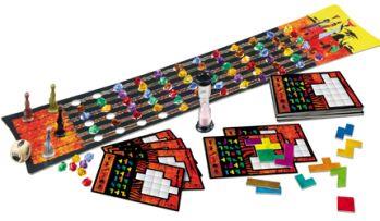 Hra obsahuje: 36 karet 4x12 barevných dílků přesýpací hodiny herní plán kostku se symboly 72 drahokamy 4 figurky pravidla v českém jazyce Ubongo je zábavná rodinná hra s geometrickými tvary a
