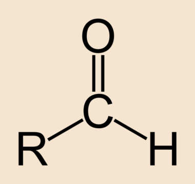 Aldehydy Karbonylové sloučeniny Pro aldehydy je charakteristická přítomnost