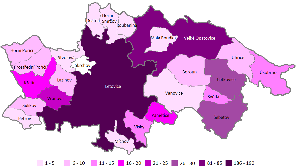 56 obyv./km 2 se nachází hluboko pod průměrem MAS, tudíž i na základě tohoto ukazatele lze hovořit o ryze venkovském charakteru území MAS s mnoha malými sídelními jednotkami.