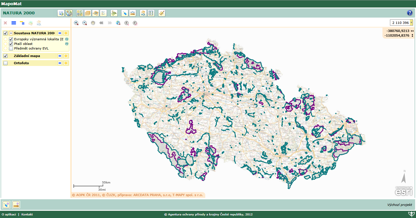 KAPITOLA 5. POPIS GEOPORTÁLŮ Obrázek 5.5: Uživatelské rozhraní starého geoportálu AOPK[25] Mapa zobrazuje oblasti zařazené v projektu NATURA 2000.