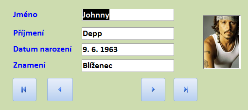 Formuláře: První formulář obsahuje přehledné informace o každém z herců/hereček. Pomocí tlačítek pod údaji můžete listovat mezi jednotlivými herci nebo přeskočit až na konec či na začátek.
