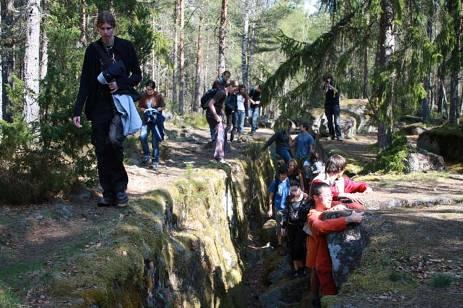 Chmelová brigáda SOŠ Spálené Poříčí, Temelín, NP Šumava (3 dny) Vodácký kurz Ohře (1 týden) Jaderná elektrárna Temelín - přednáška 4.