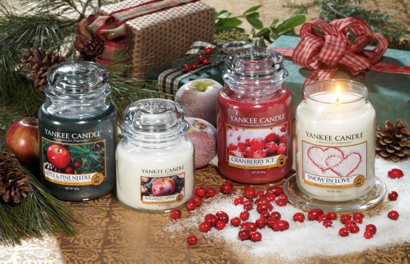 VÁNOČNÍ VONNÉ SVÍČKY 2012 Vytvořte pravou zimní pohádku s Yankee Candle www.yankeesvicky.cz sekce Media: tisk.zprávy a ostré foto volně ke stažení!