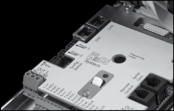 Pressione NECESSARIO Pressure sensor (mandatory) Tlakové čidlo (povinné) 5 Sensore di Flusso OPZIONALE, con relativa staffa.