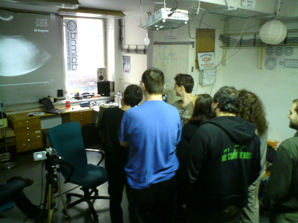 Hackerspace nebo makerspace (Svazarm, radioklub,.