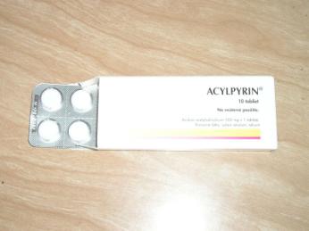 Antipyretika léky snižující horečku účinnou složkou je kyselina acetylsalicylová je