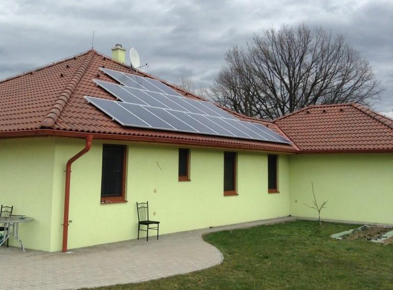 Rodinný dům - Kočí Nominální výkon: 4,5kWp Schüco PG 04 MPE 250W Power-One PVI-4.