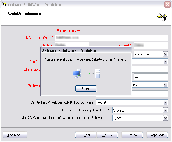 4) Průvodce aktivací v tuto chvíli komunikuje s aktivačním serverem společnosti