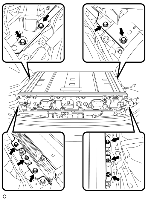 (7) Odšroubujte 8 šroubů a 2 matice. (8) Umístěte háky a popruhy podle ilustrace na obrázku. (9) Pomocí vhodného prostředku, např. popruhů, vyjměte HV baterii.