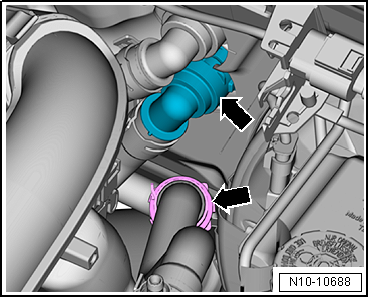 1,2/63; 77 kw TSI Motor 08.2013 Elektrische Steckverbindung -1- für Kühlerlüfter trennen, dazu Sicherung nach hinten schieben -Pfeil A- und Entriegelung nach unten drücken.