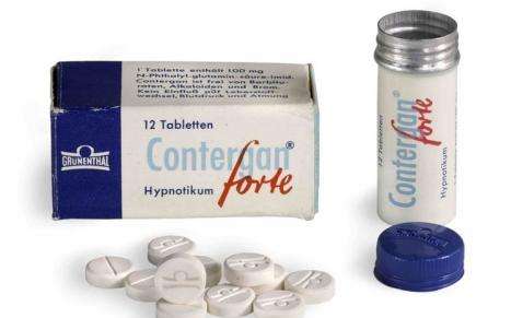 především v západní Evropě (v Československu ani v USA se tento lék neprodával) Thalidomid - C 13 H 10 N 2 O 4 byl používán jako na ranní nevolnosti a bolesti hlavy u plodů